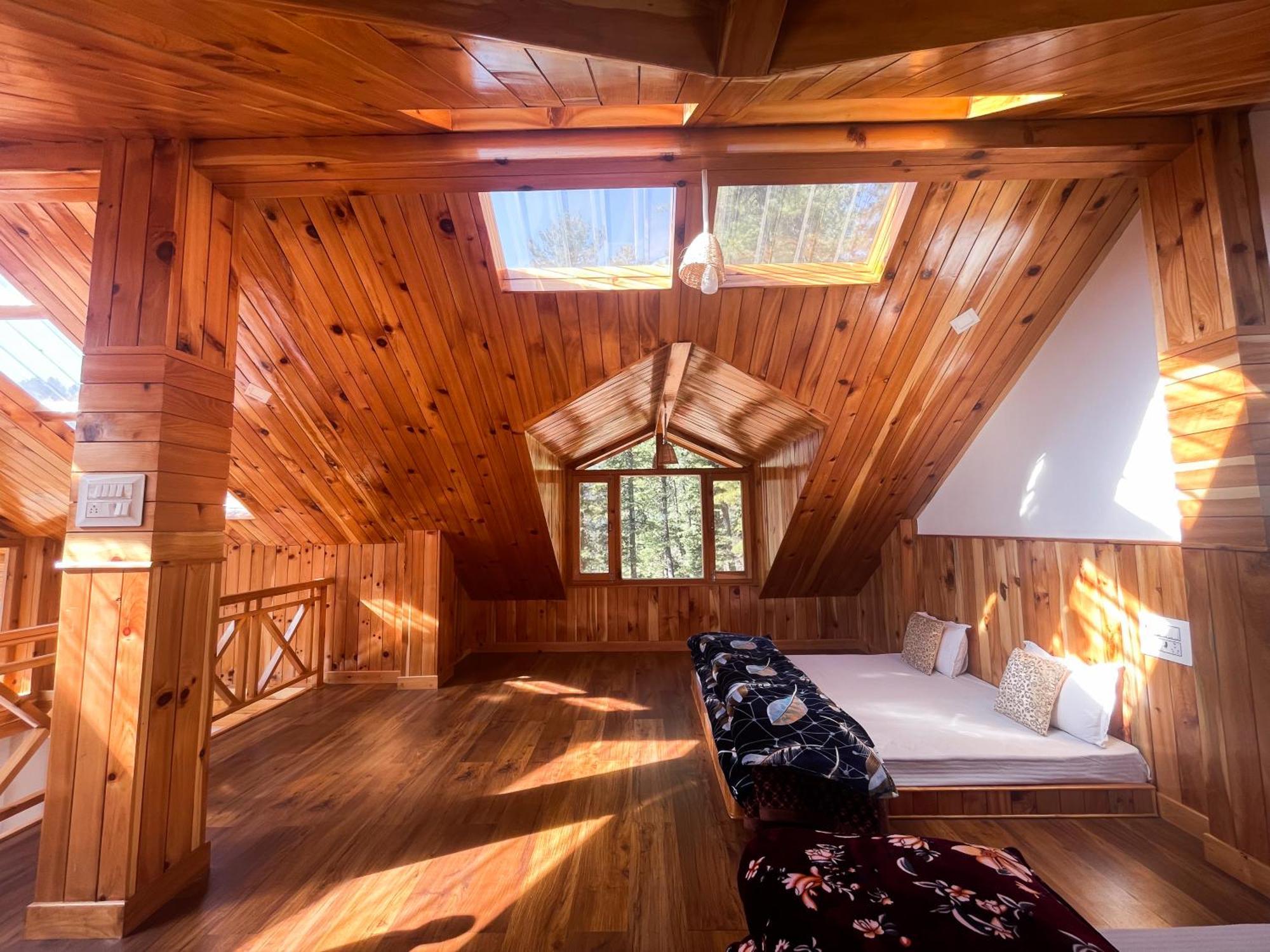 Singing Woods Kutla Hotel กูลู ภายนอก รูปภาพ