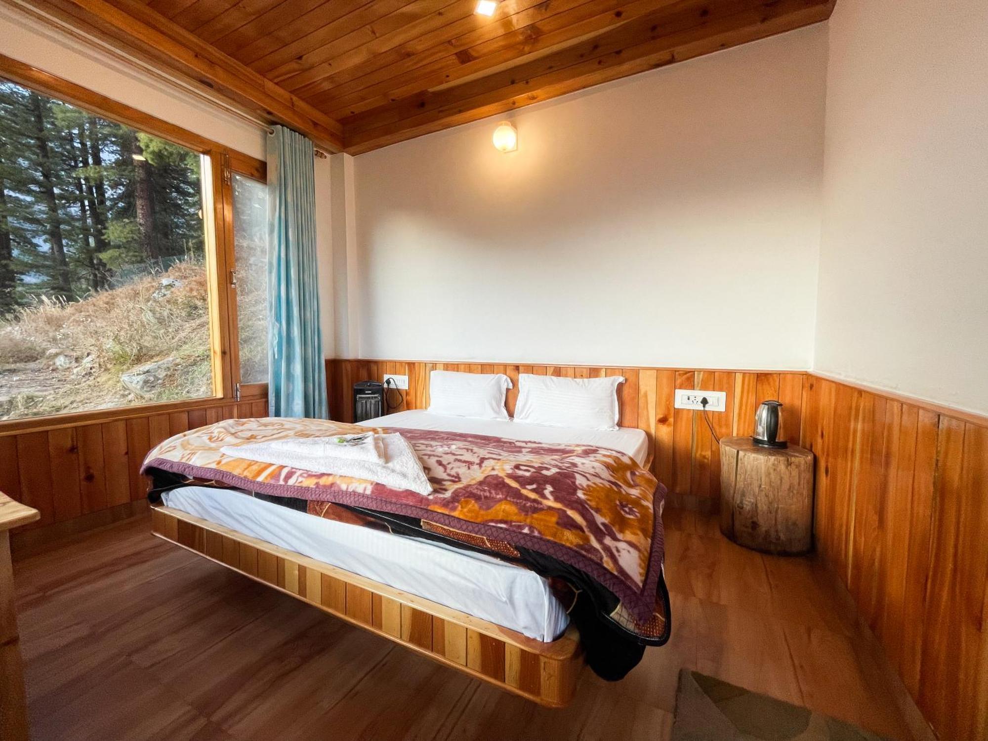 Singing Woods Kutla Hotel กูลู ภายนอก รูปภาพ