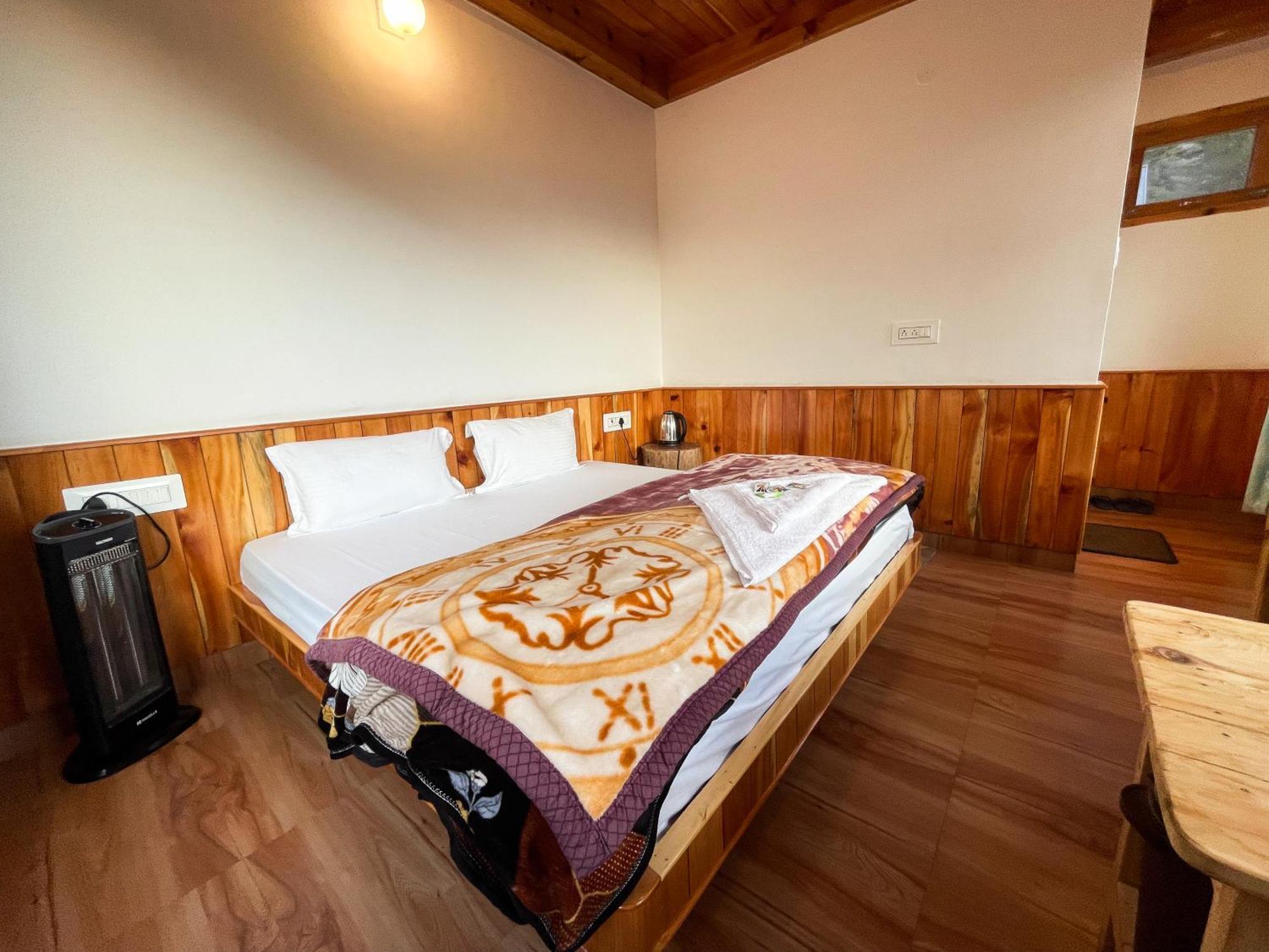 Singing Woods Kutla Hotel กูลู ภายนอก รูปภาพ